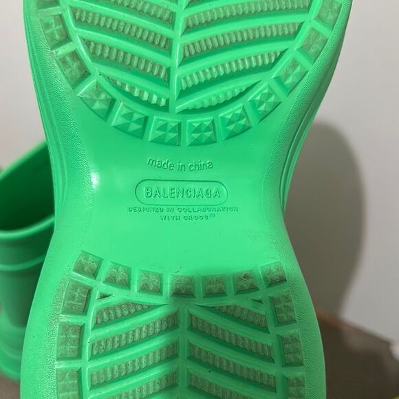 Balenciaga Crocs Green Boots - Picture 3 of 3